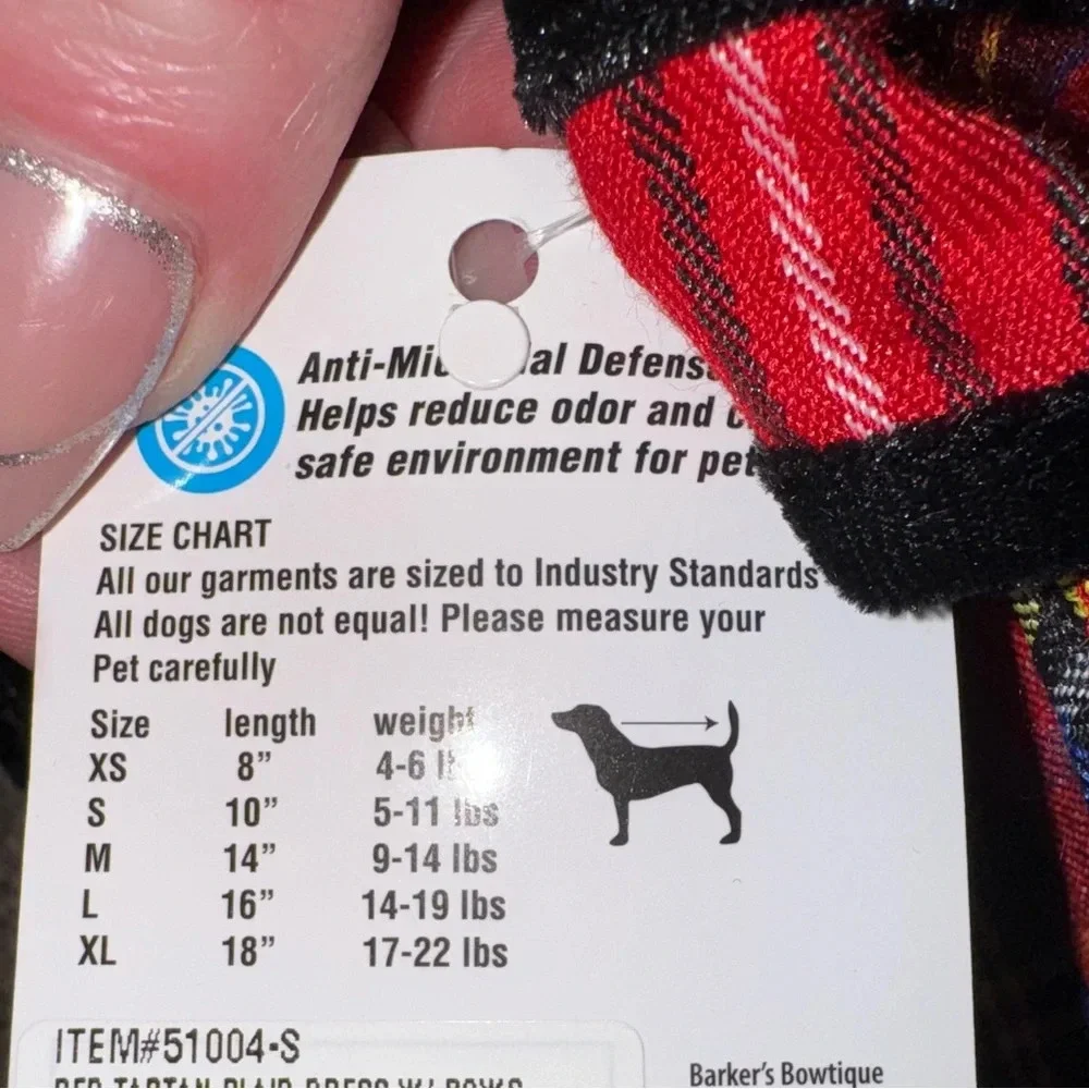 max’s closet red holiday