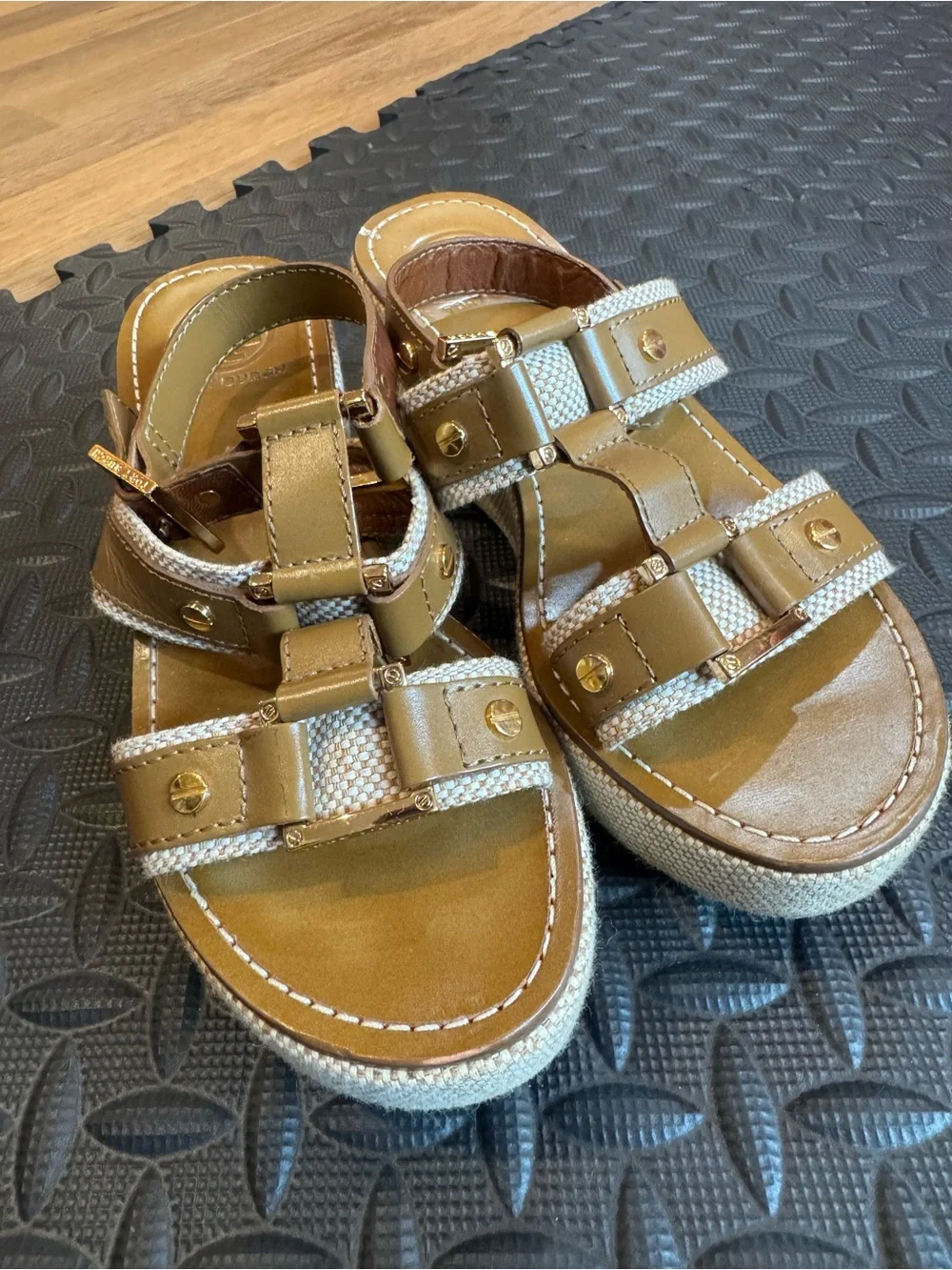 Tory Burch great only 5”