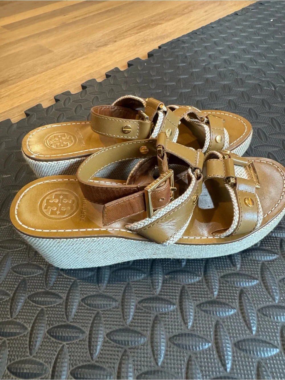 Tory Burch 5” worn few