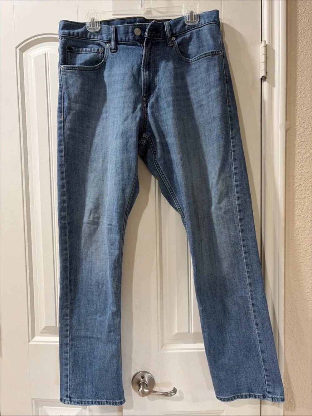 Calvin Klein Jeans Men's Straight Denim - Light Blue Wash