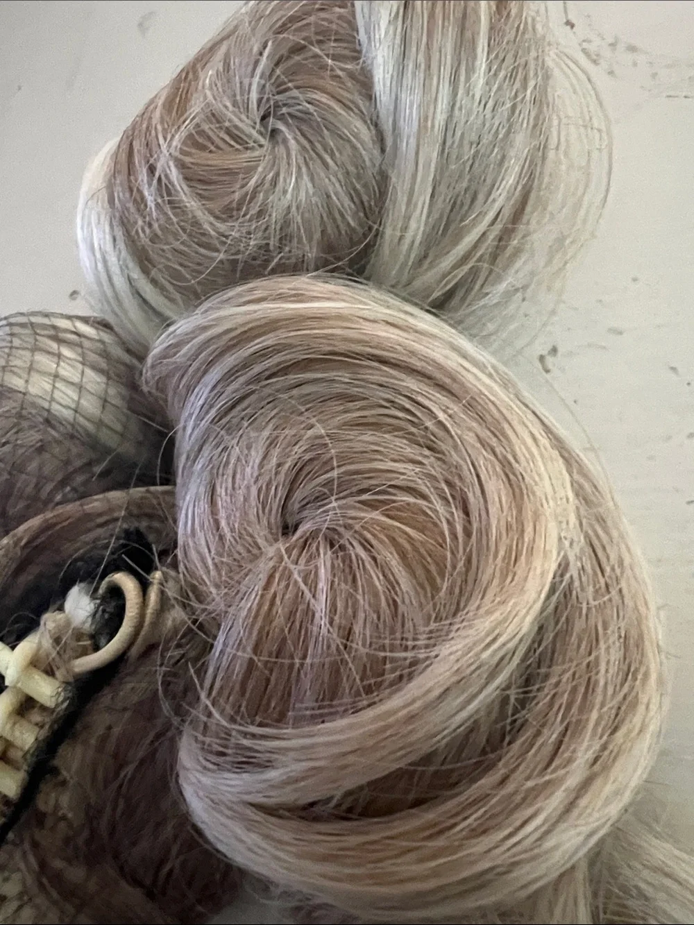 unknown unbranded neutral