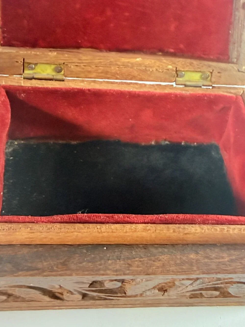 Unbranded wooden box