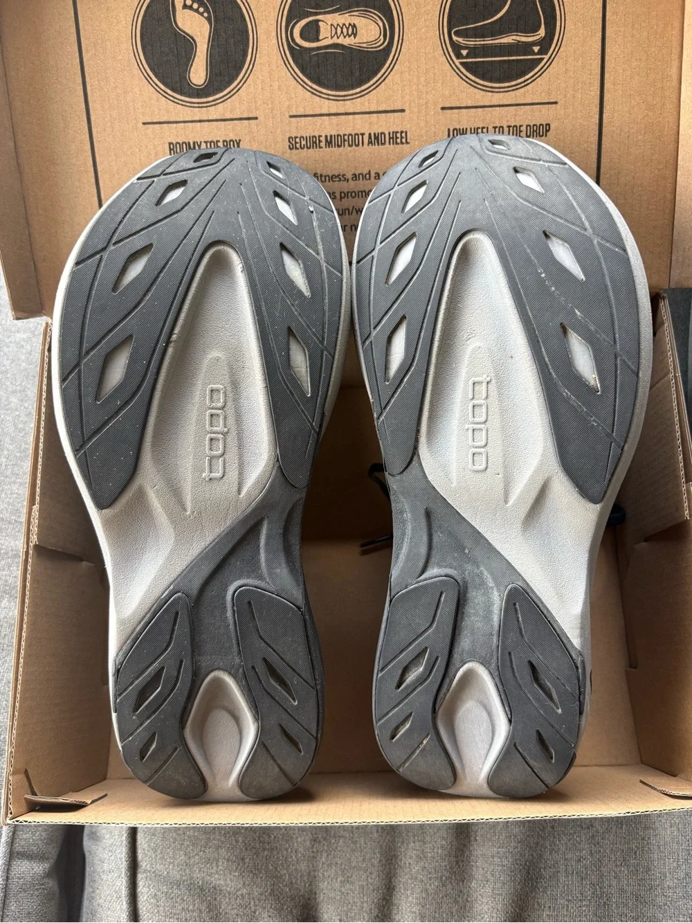 Topo athletic aura