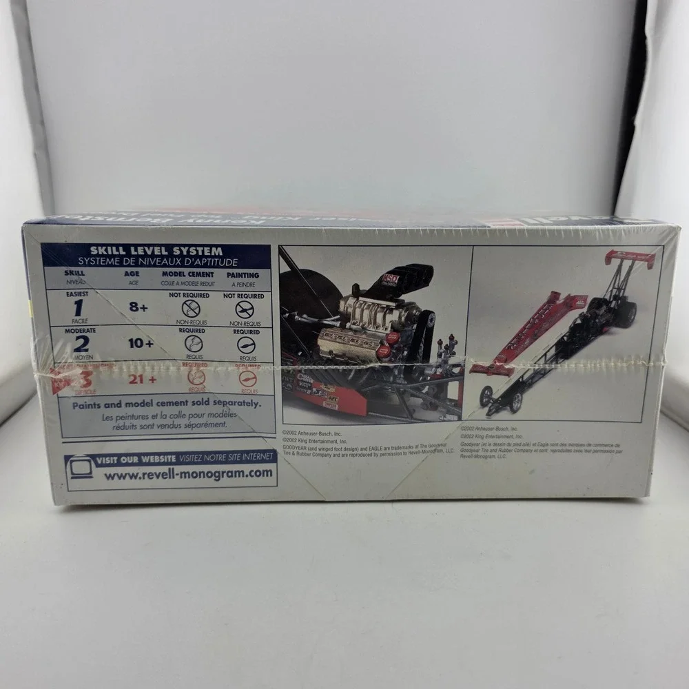 Revell Kenny Bernstein Budweiser King Top Fuel Dragster Kit 1:25 NEW Collectible