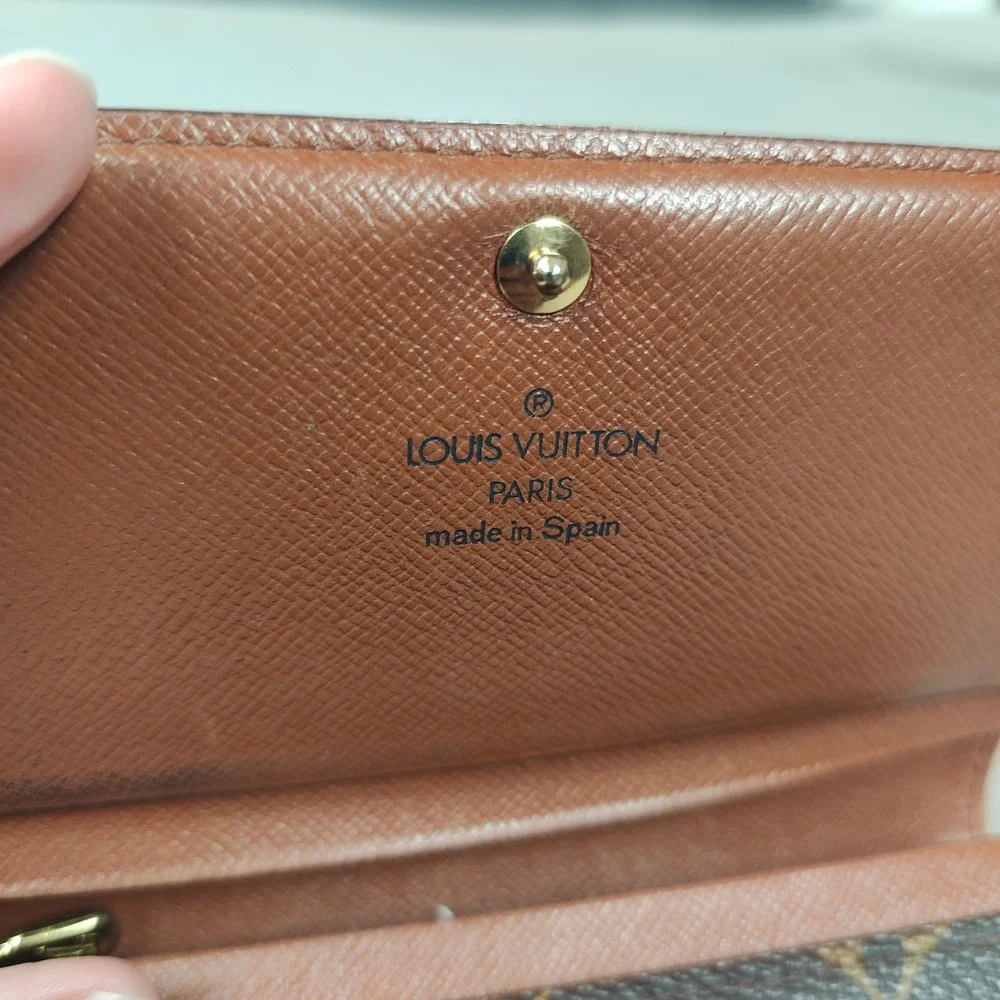 Louis Vuitton classic louis