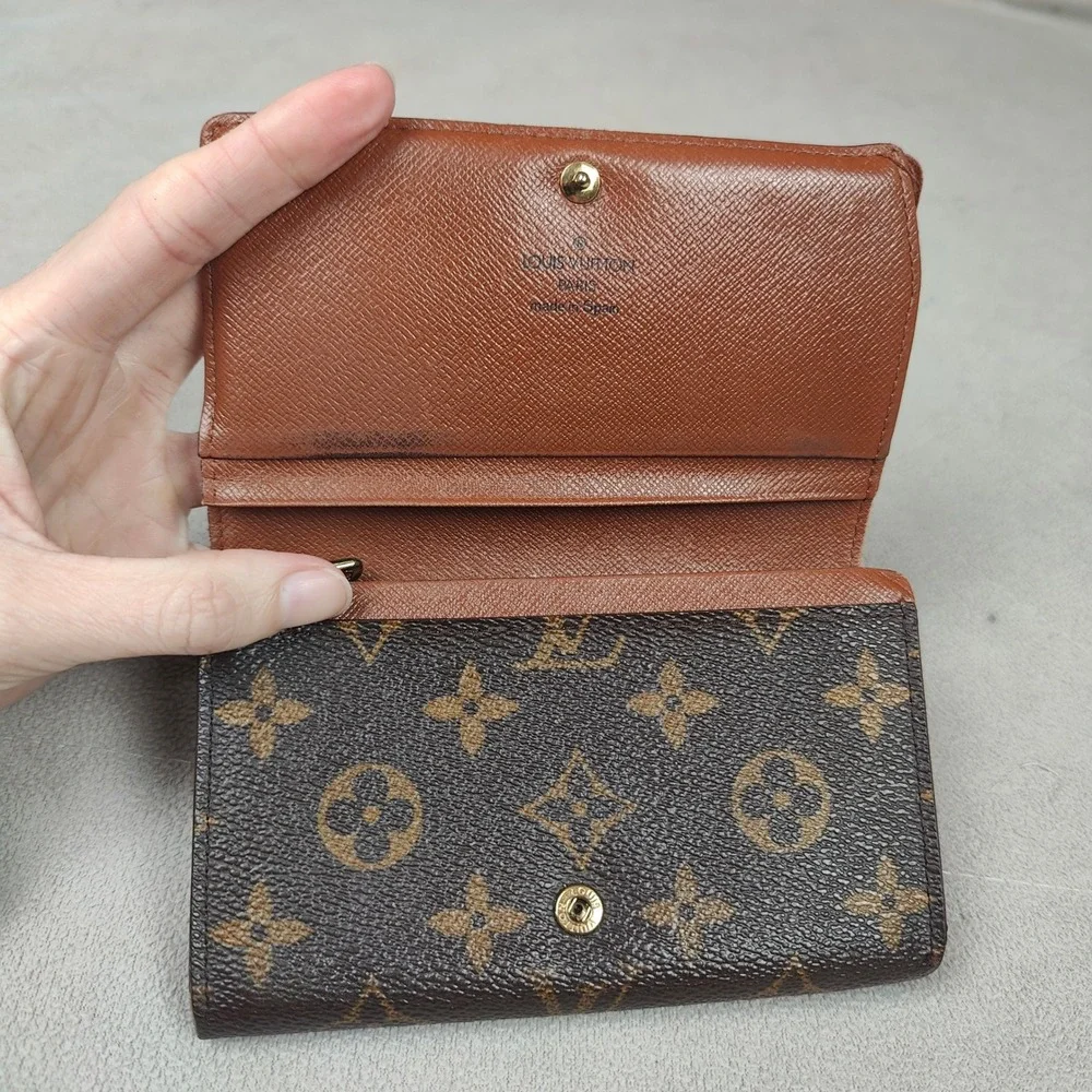 Louis Vuitton classic louis