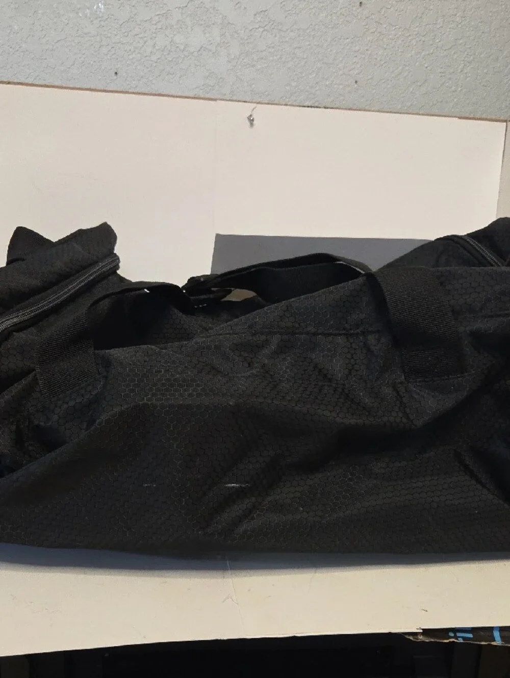 Nautica sleek black
