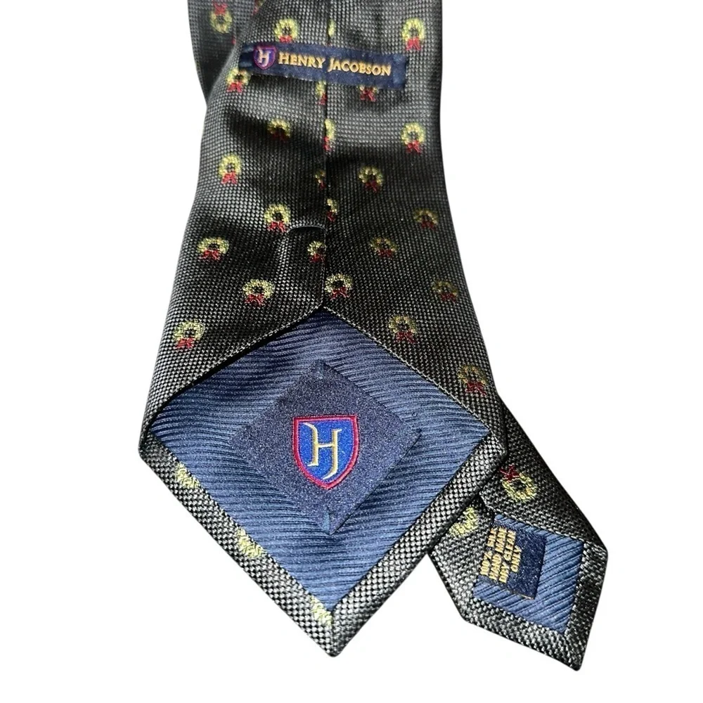 Henry Jacobson festive refined