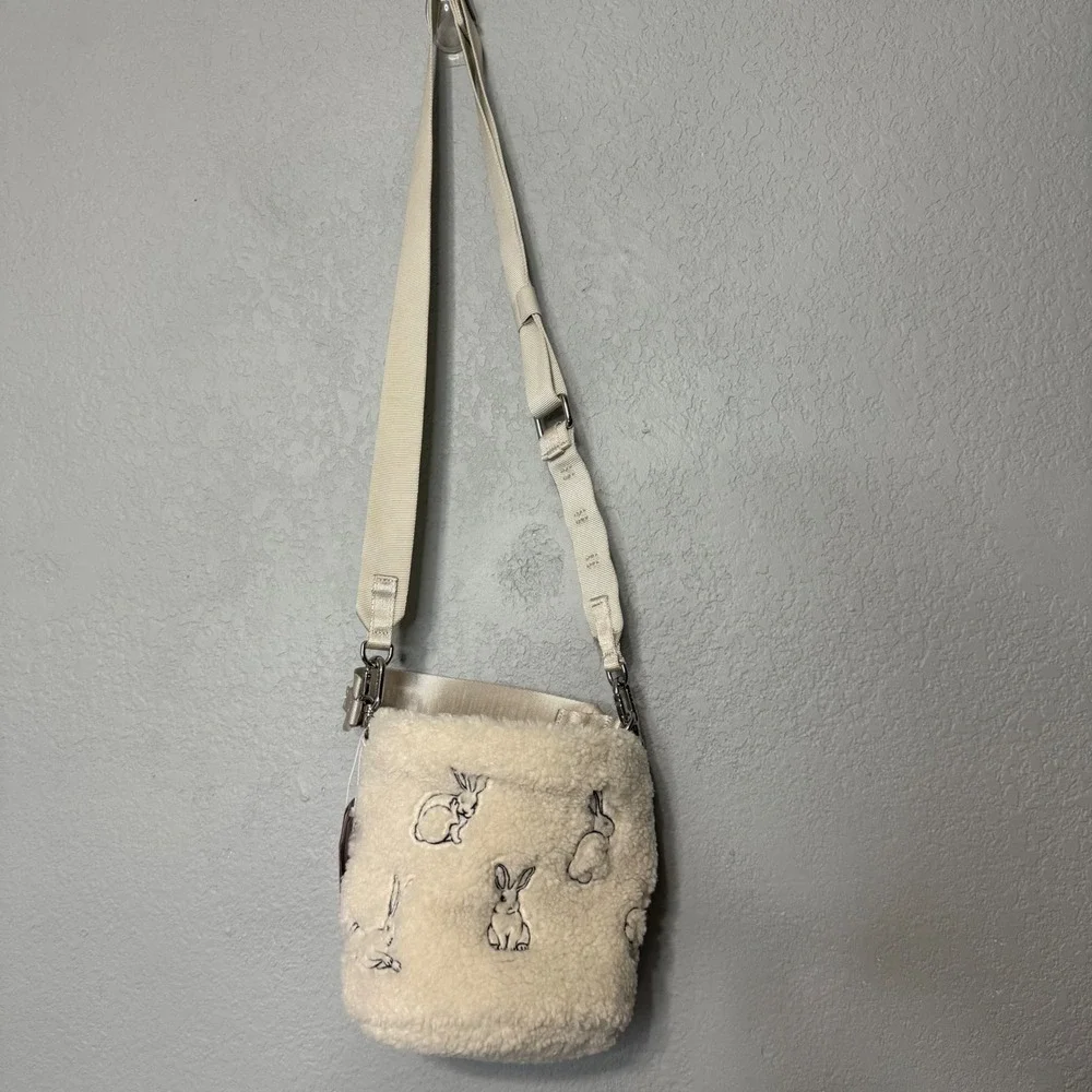 lululemon athletica lululemon crossbody