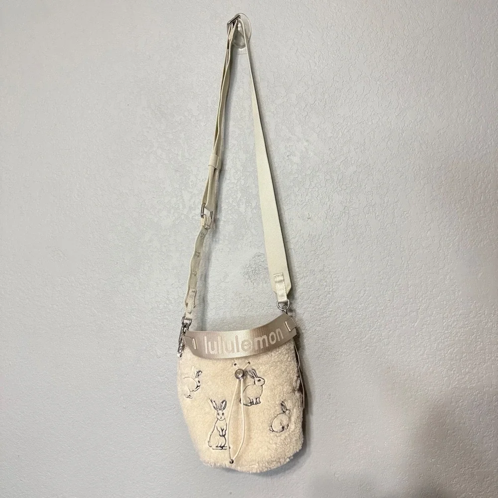 NWT Lululemon Crossbody Bucket Bag Fleece New Year Rabbit White Opal