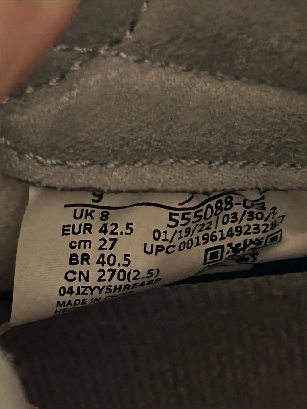Nike Air Jordan 1 Retro High OG Size US 9 Mens Gray & White