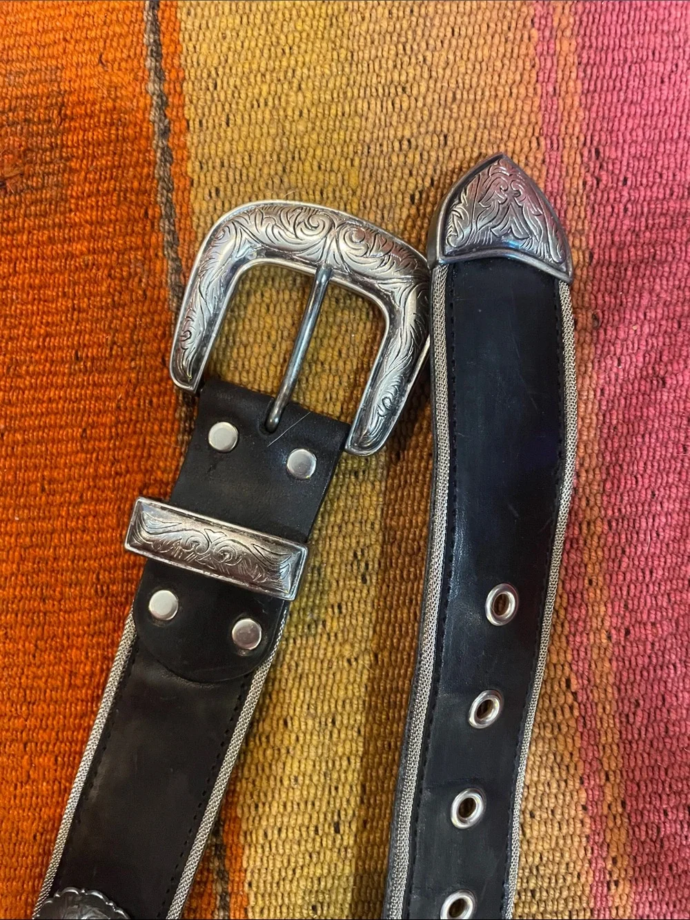 One Line black faux