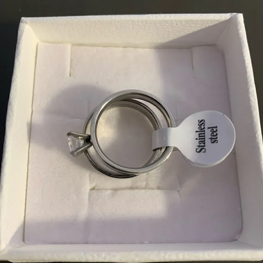 N/A costume jewelry