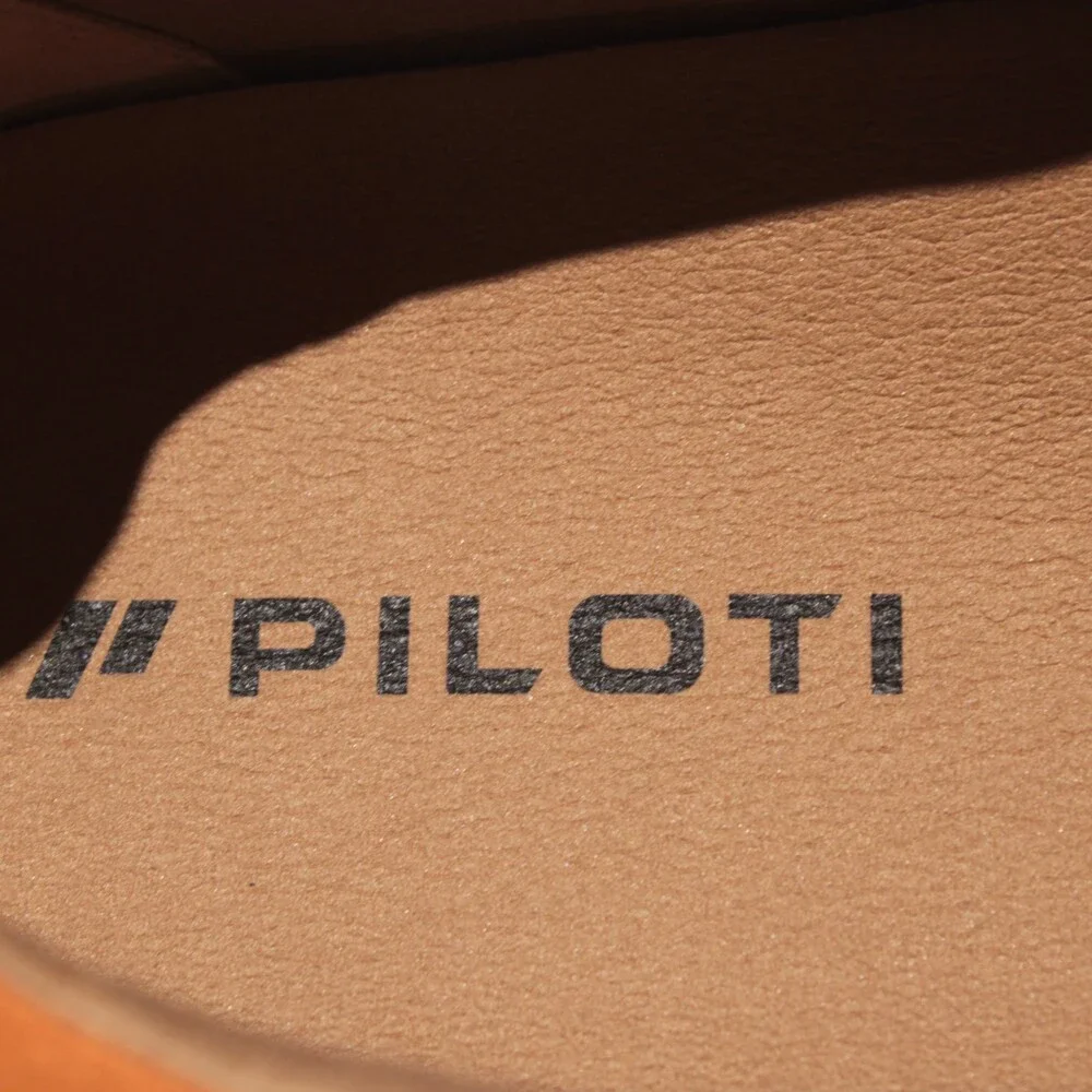 Piloti orange