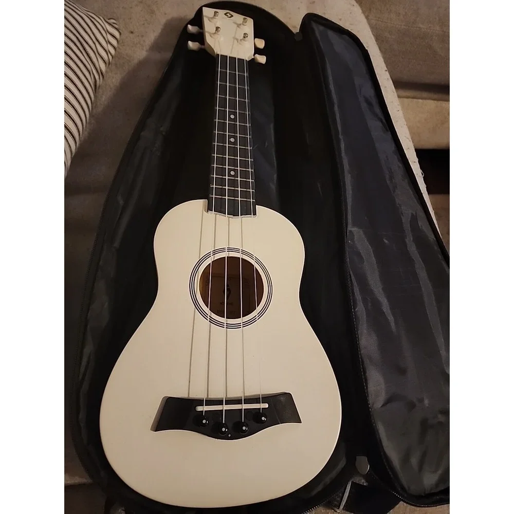 Not Home Ukulele With Case 23 Inch Wooden White Ukulele Model UK21