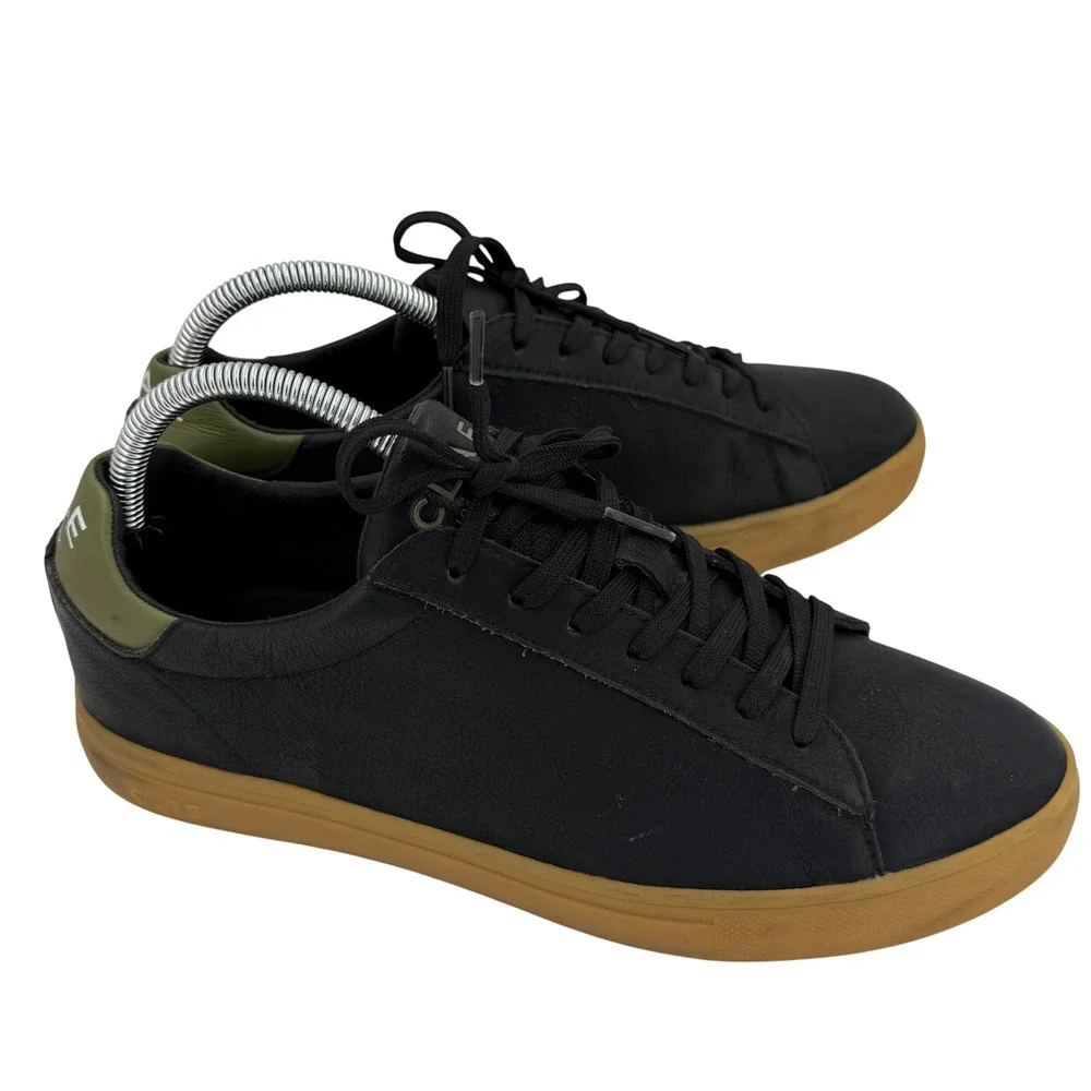 Clae clean minimalist