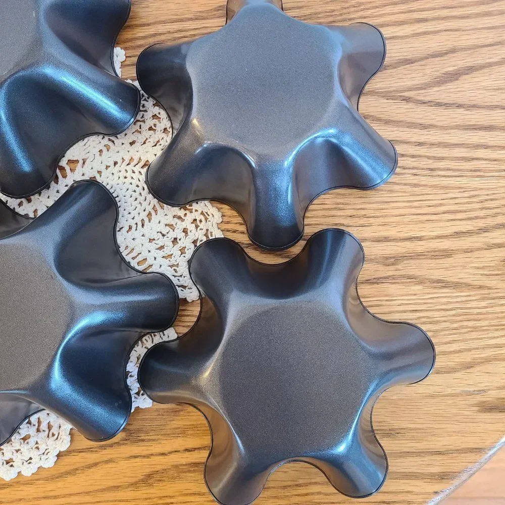 Set of Six Tortilla Non-Stick Fluted Taco Shell Salad Bowl Molds EUC