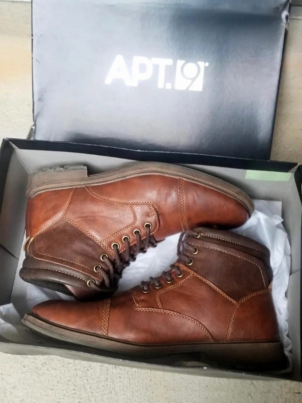 Men's 8 Chestnut Brown Cap Toe Service Boots Chukka W/ Box