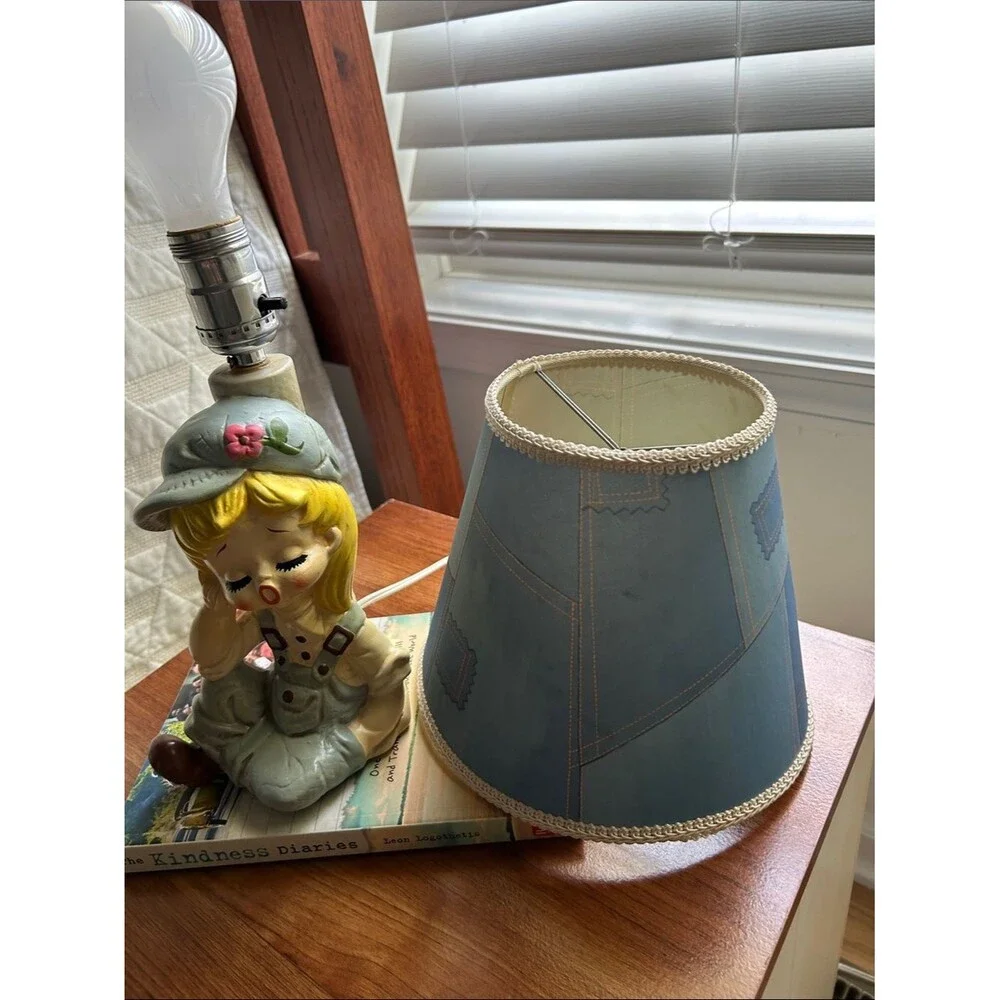 Unbranded coordinating bedrooms lighting