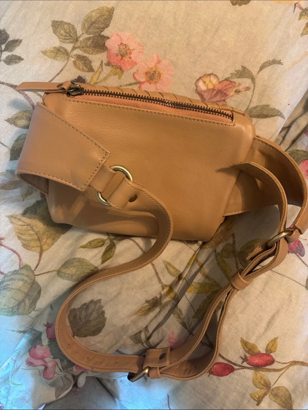 Mandrn compact tan