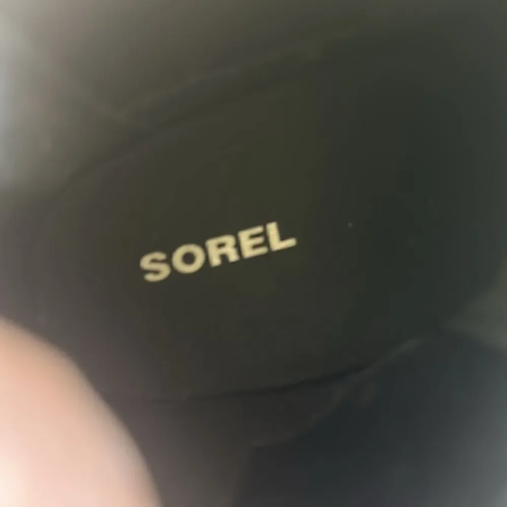 Sorel Joan of Arctic Wedge Chelsea Boots 7