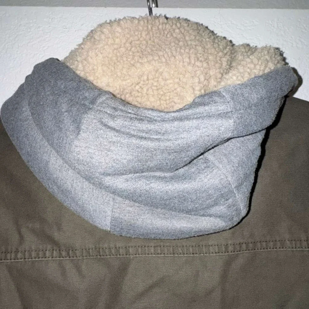 Guess men size