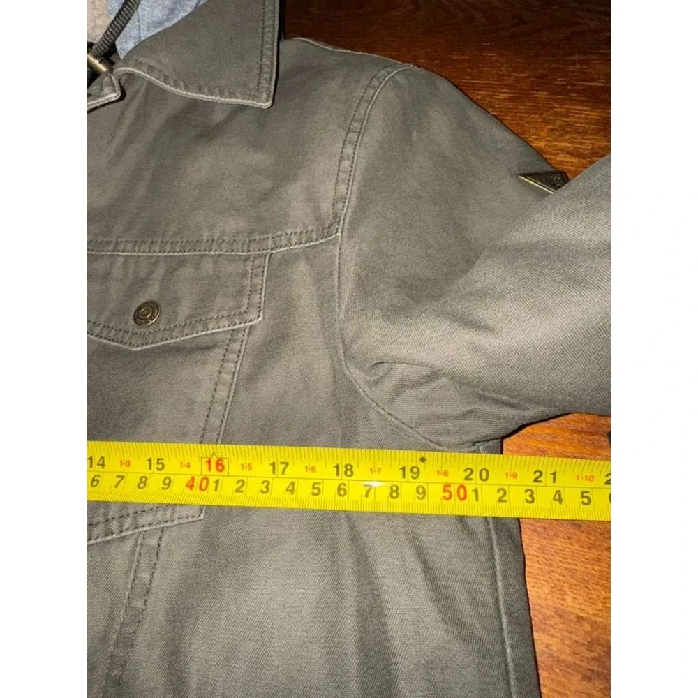 Guess men size