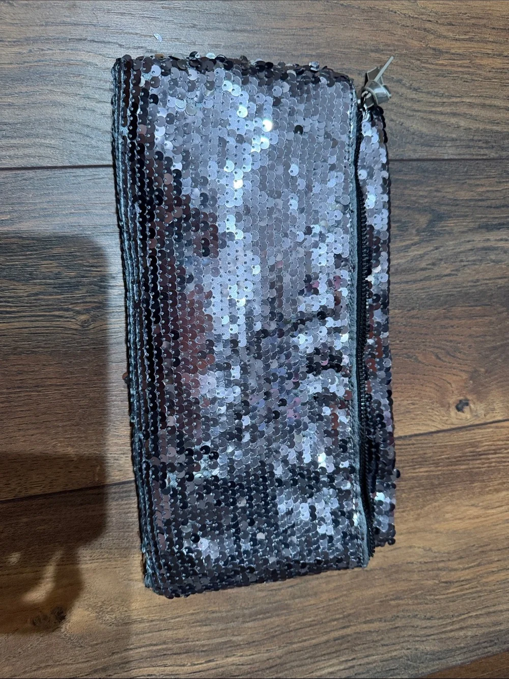 Sequin Zip Clutch - Silver Sparkle