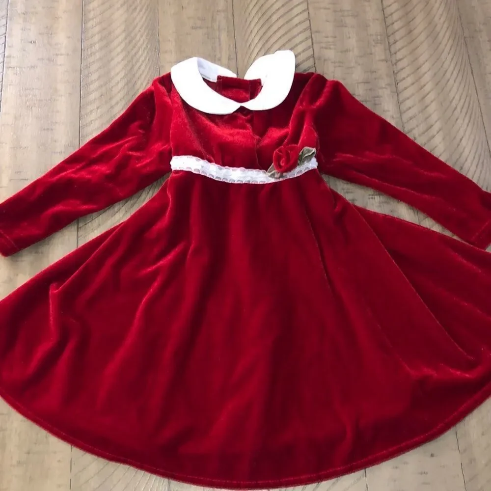 Vintage Sophie Rose 🌹 Velour Tie Back Dress 👗 with Lace Trim, satin collar,