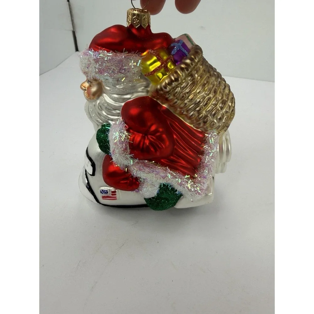 N/A christmas ornament