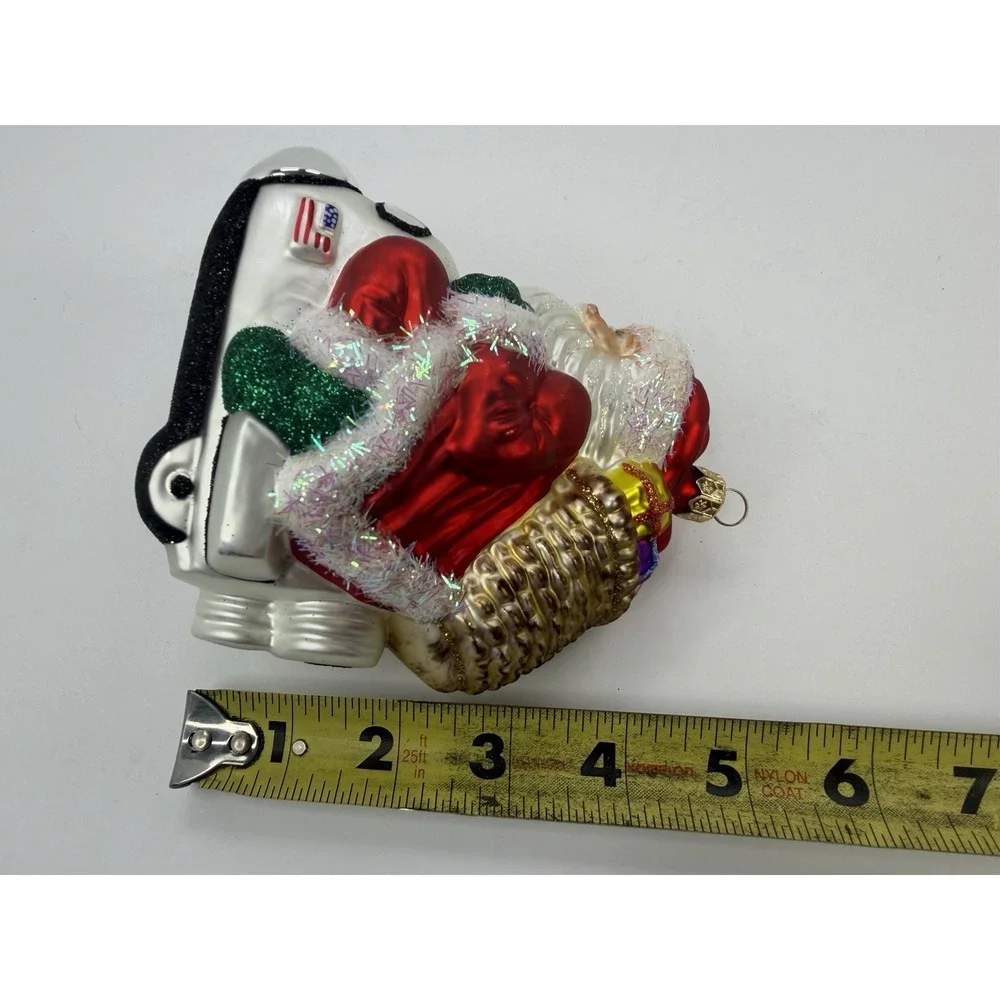 N/A christmas ornament