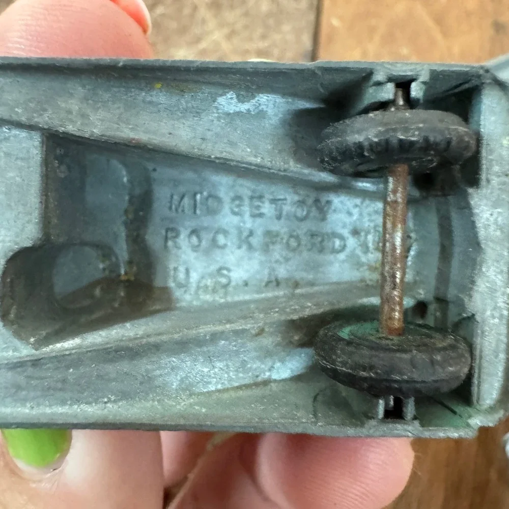Midgetoy Rockford vintage 1960s
