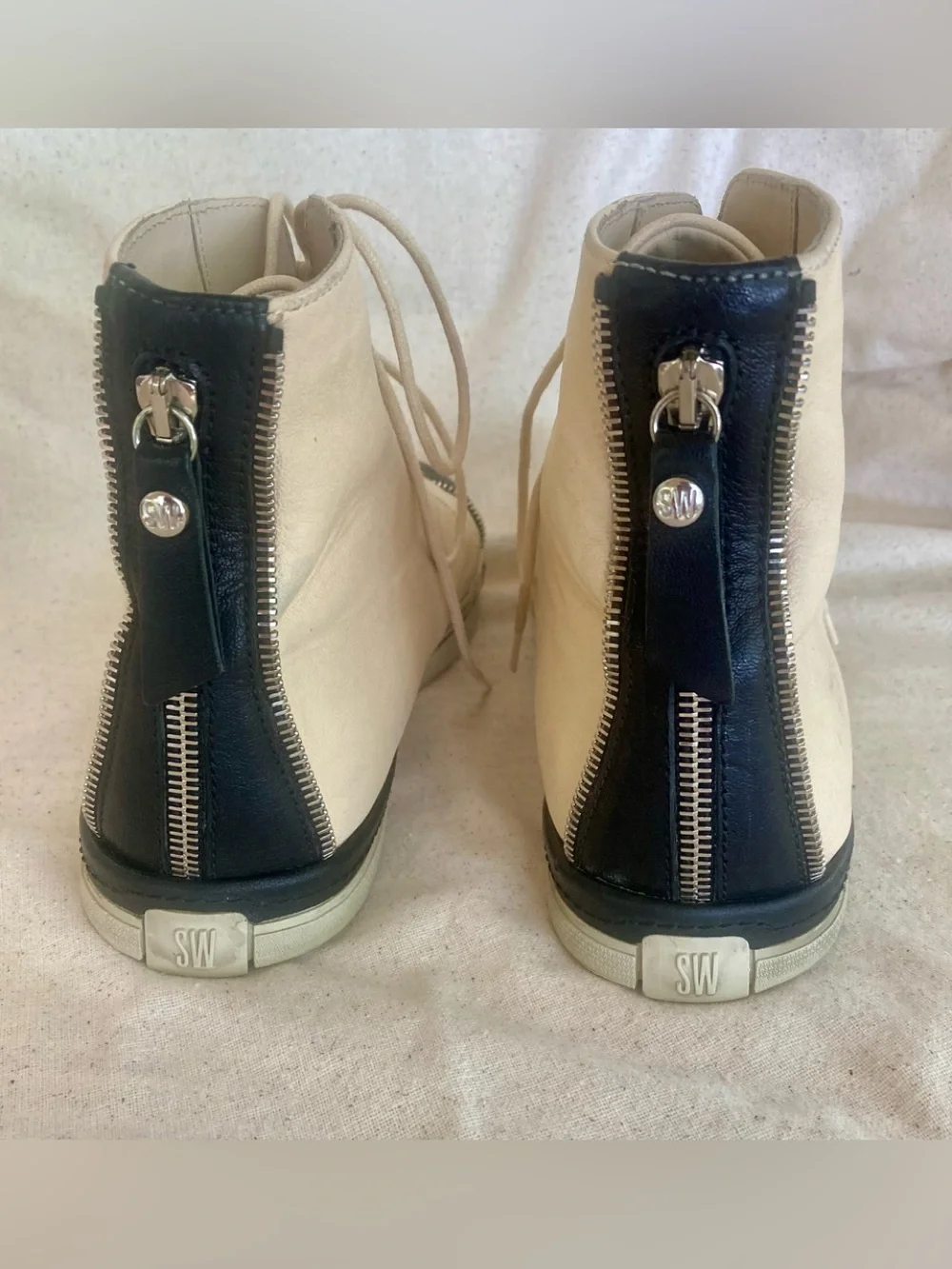 Stuart Weitzman stuart weitzman