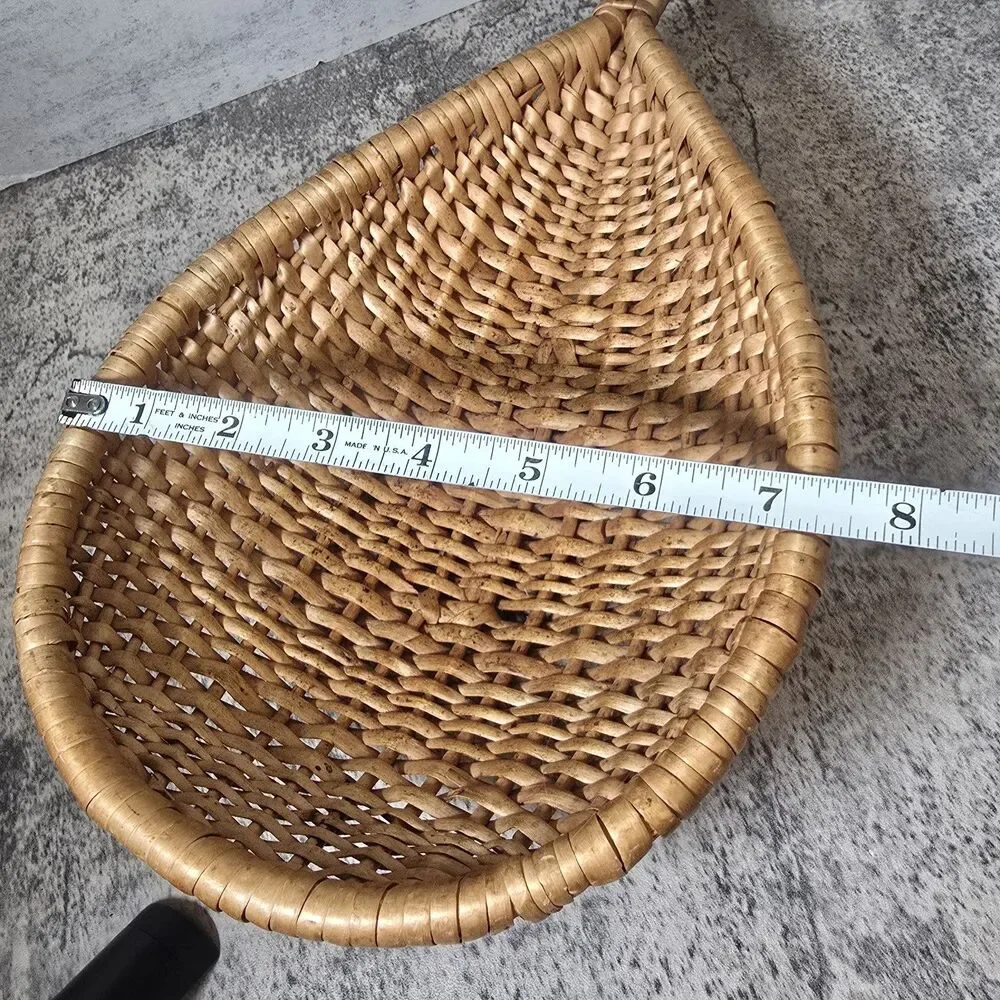 Unbranded so prop basket