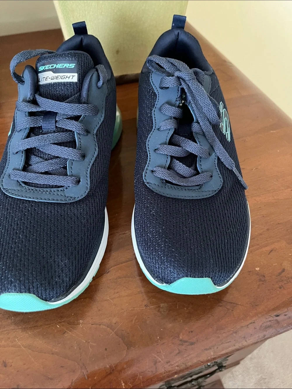 Skechers lightweight athletic