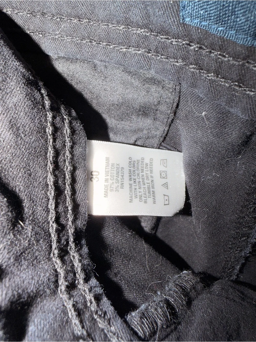 AERO men black