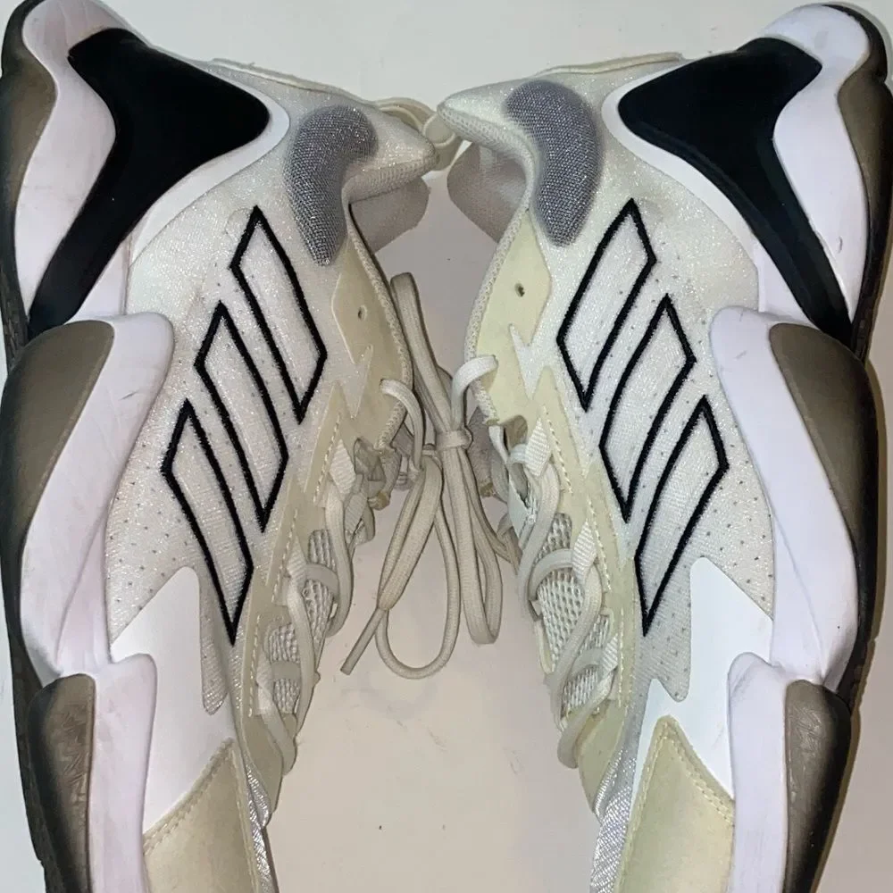 adidas breathable white