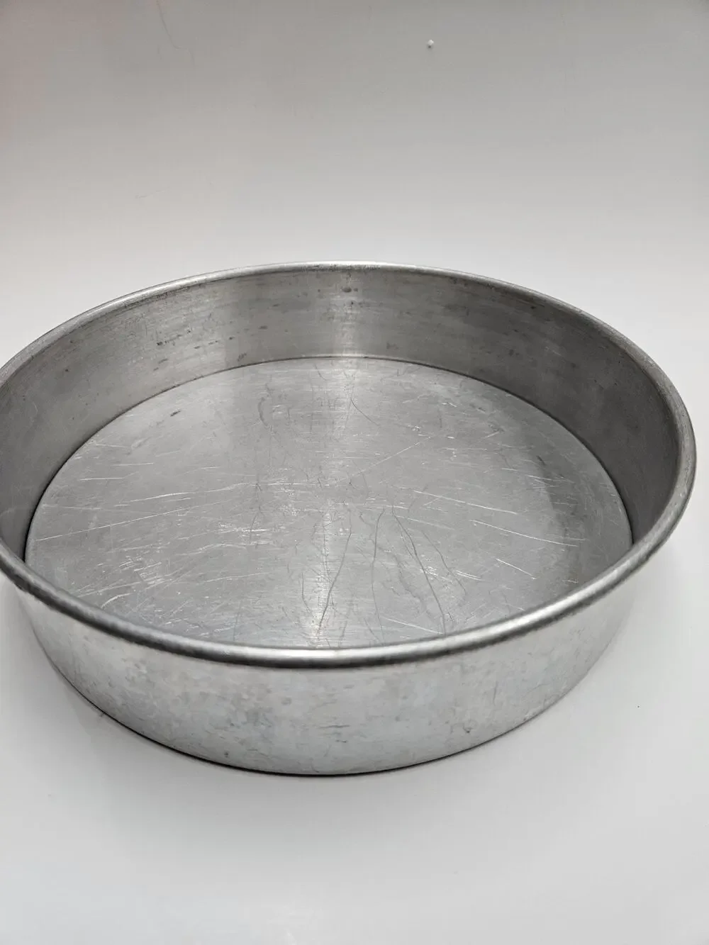 VTG Walker Ware Round Cake Pan 9” Removable Bottom Aluminum Baking Kitchen MCM