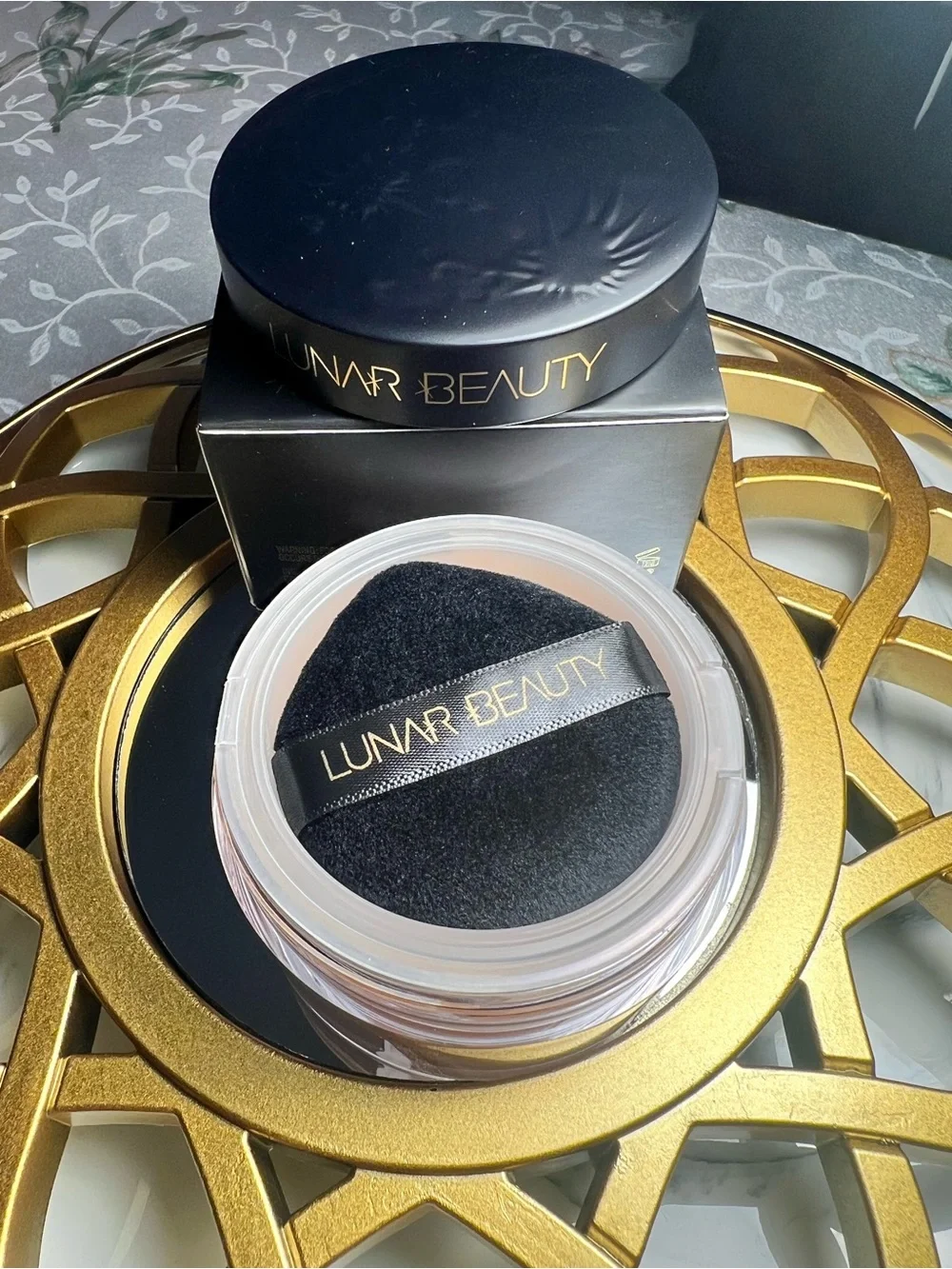 Lunar Beauty Luniversal Setting Powder - Translucent Medium (Medium Beige)