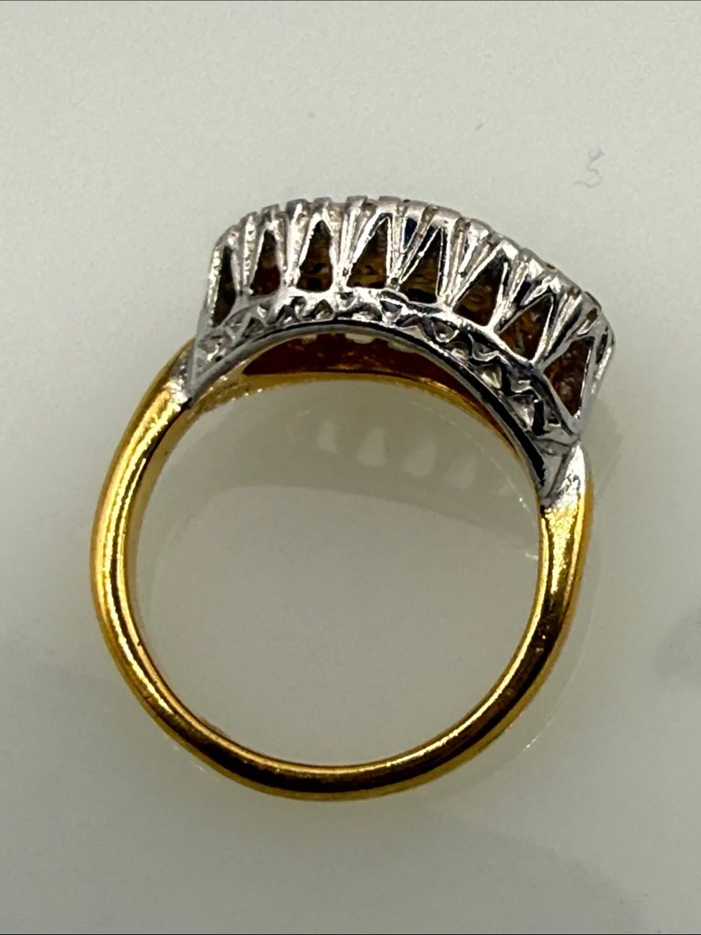 Stunning vintage 18K GE Golden Oval art deco pave rhinestone ring size 5