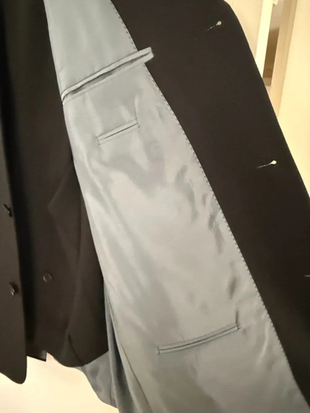 Hugo Boss 100% virgin