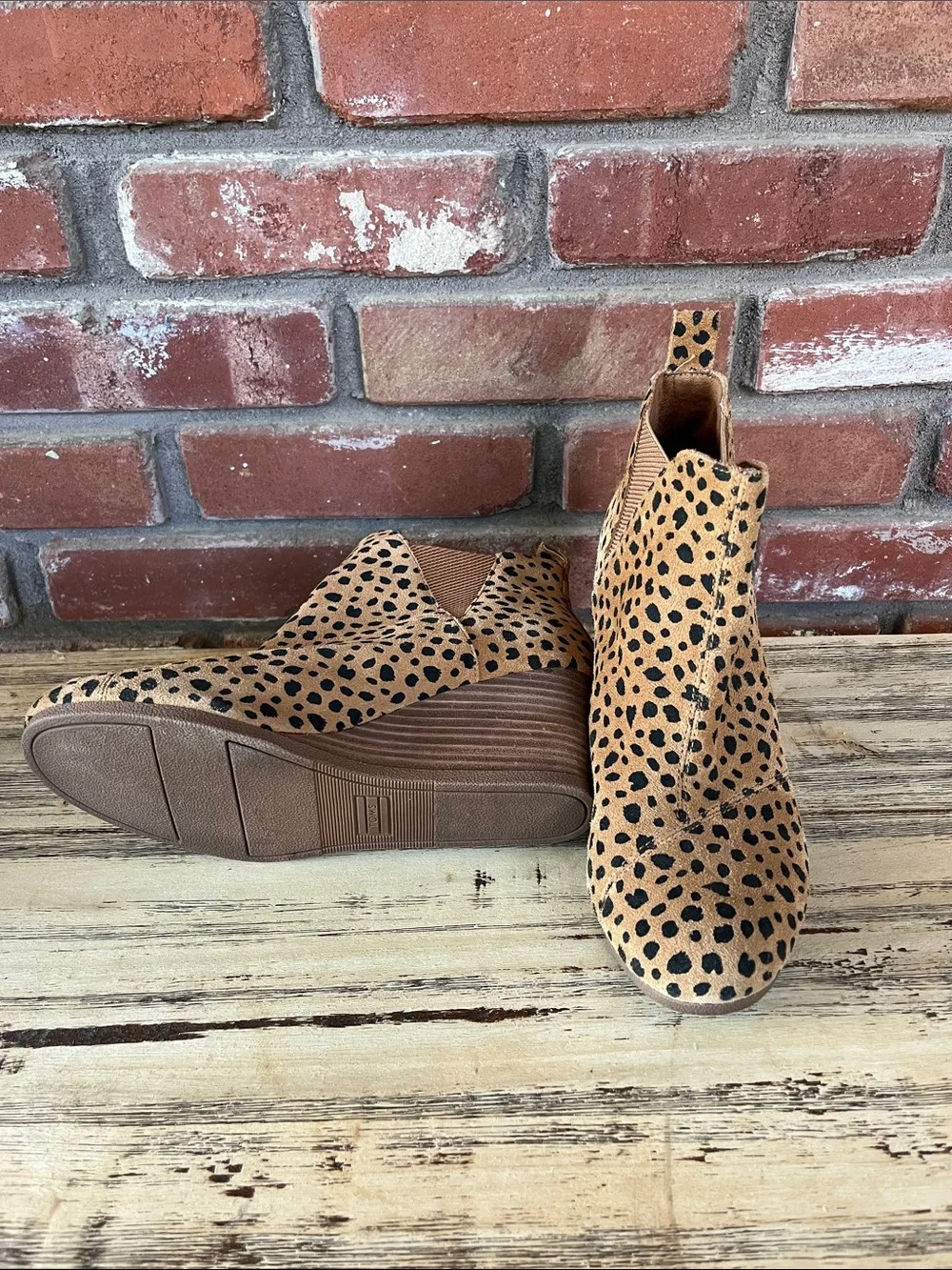 Toms ankle booties
