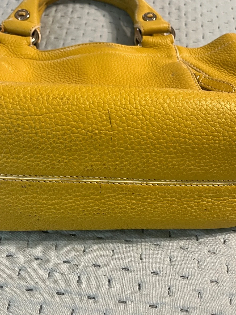 Cole Haan front clean open