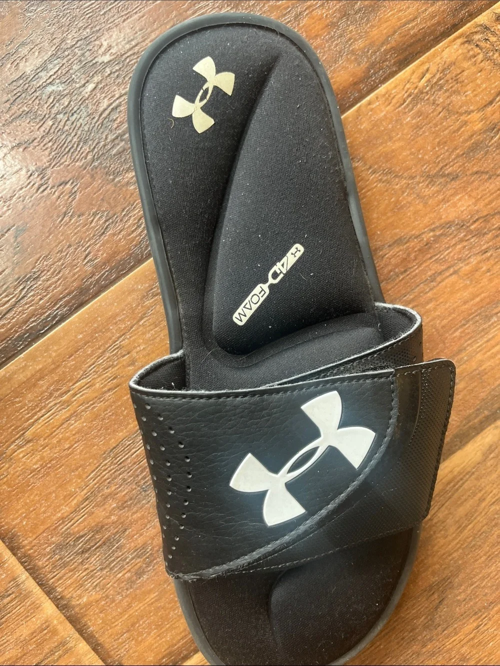 Under Armour youth slide