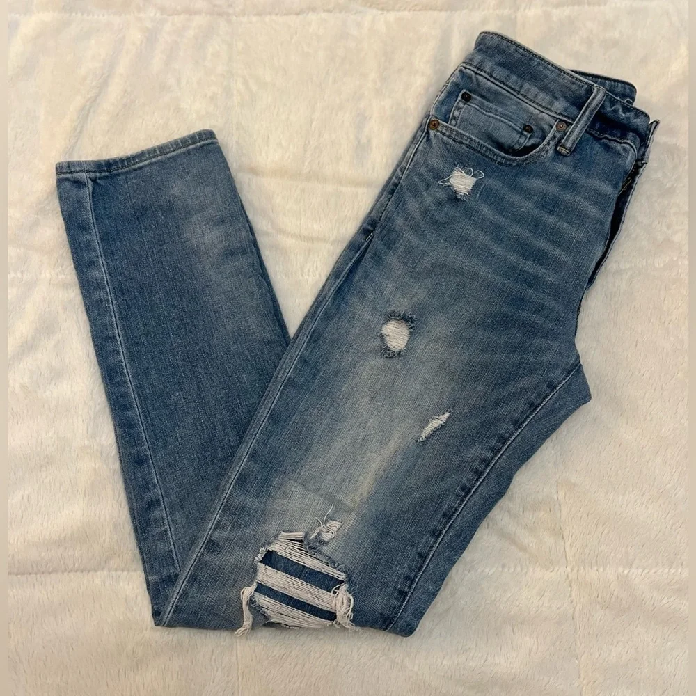 American Eagle Outfitters casual cool