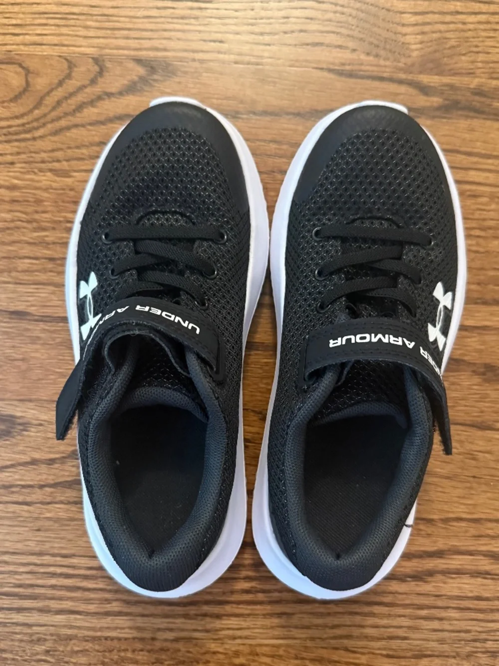 Under Armour Kids Size 12 Surge 4 Alternate Closure (Little Kid)