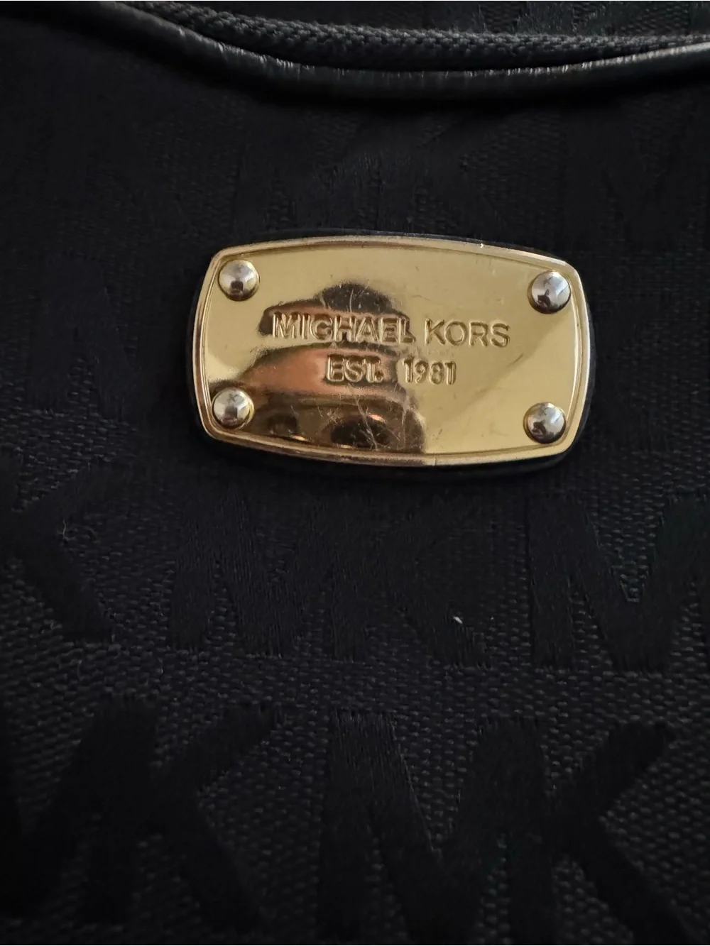 Michael Kors compact michael