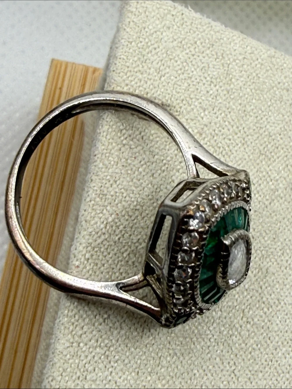 Emerald color Halo Marquise Ring Green & White art deco Statement 925 stamp Sz 5
