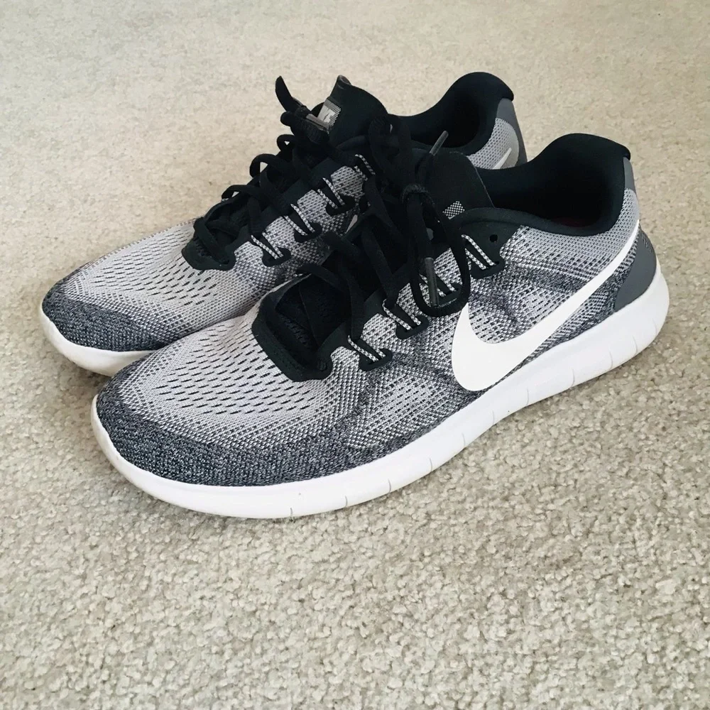 Men’s Nike Free Run Running Sneakers