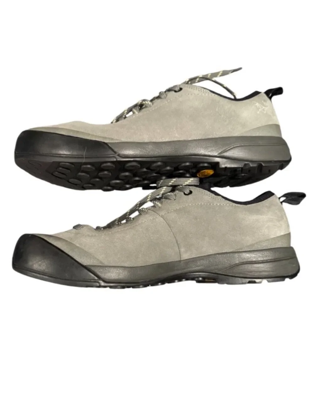 Arc'teryx Suede Approach Hiking Shoes Gray Olive Men’s 8 EU 40 EUC